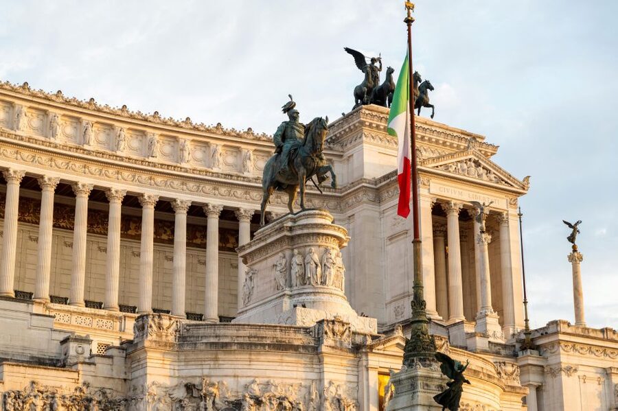 Rome: Full-Day Shore Excursion from Civitavecchia Port - The Colosseum, Trajan’s Market, and the Forum