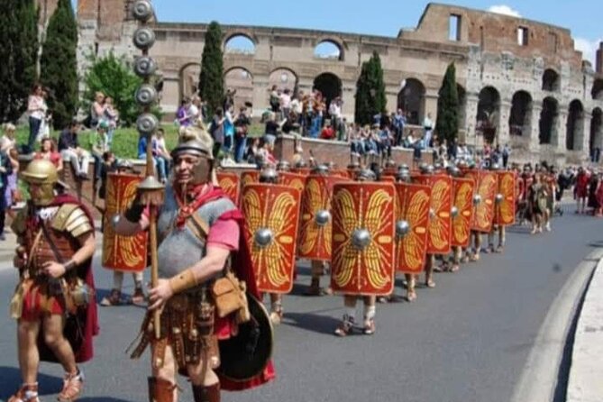 Rome in one day from the Port of Civitavecchia - The Pantheon and Piazza Navona begin your Rome visit