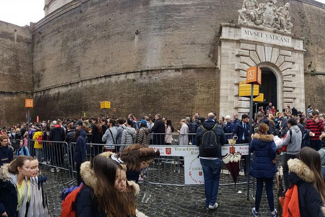 Rome: Private Full-Day Shore Excursion from Civitavecchia - The 70-minute ride from Civitavecchia