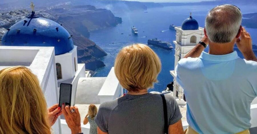 Santorini: 5-Hour Private Shore Excursion - Caldera views, volcanic vineyards, and wine