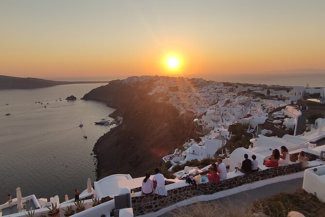 Santorini: Half-Day Island Sightseeing Tour - Megalochori: a slower look at island life
