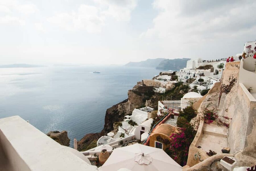 Santorini: Private 3-Hour Highlights Tour for Cruise Guests - Fira begins with a useful introduction to Santorini