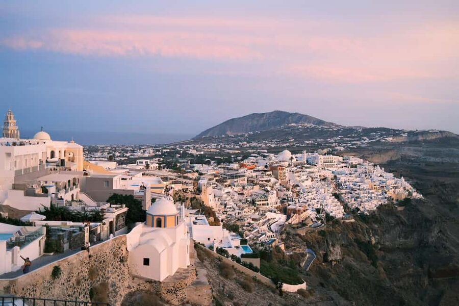 Santorini: Private 3-Hour Highlights Tour for Cruise Guests - A private van changes the pace
