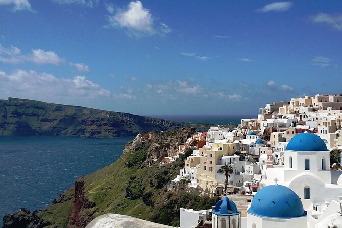 Santorini Shore Excursion: Private Sightseeing Tour - Oia: white lanes, sea views, and one hour to wander