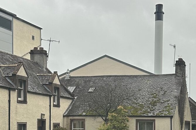 Scottish Whisky Distillery & Fairytale Dunrobin Castle - Whisky at Balblair or a similar distillery