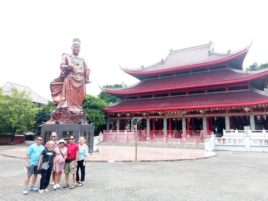 Semarang City Tour For Cruise Passengers - The guides can make or break the day