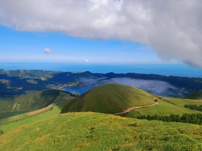 Sete Cidades: 4 Hours Shore Excursion Volcano Crater Tour - The drive toward Vista do Rei