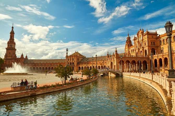 Seville & Alcazar Skip the Line from Cadiz Port (Cruisers Only) - Santa Cruz and Seville’s old center