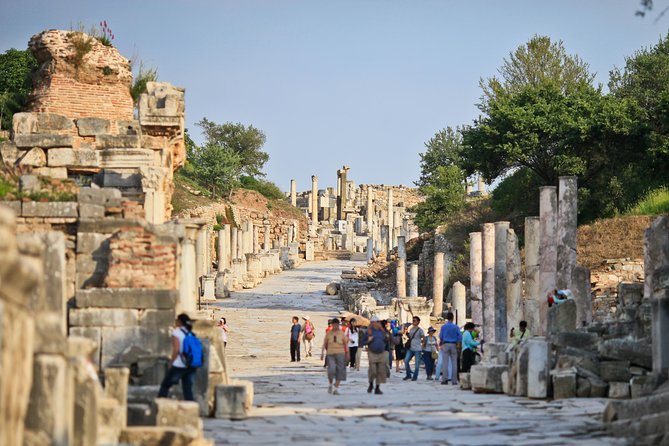 Shore Excursion 1 or 2 Day Private Tour from Kusadasi Port for Ephesus-Pergamon - St. John’s Basilica and the Temple of Artemis