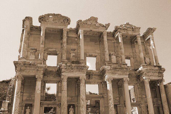 Shore Excursion 1 or 2 Day Private Tour from Kusadasi Port for Ephesus-Pergamon - Two hours among Pergamon’s ancient remains