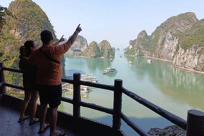 Shore Excursion: Amazing Day Cruise at Ha Long Bay - Luon Cave by kayak, bamboo boat, or speedboat