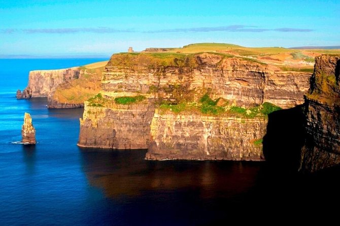 Shore Excursion Cliffs of Moher explorer tour, Wild Atlantic Way from Galway - A short stop in Doolin