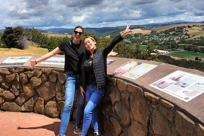 Shore Excursion - Cradle Mountain Shuttle Bus from Burnie - Guide quality and group size