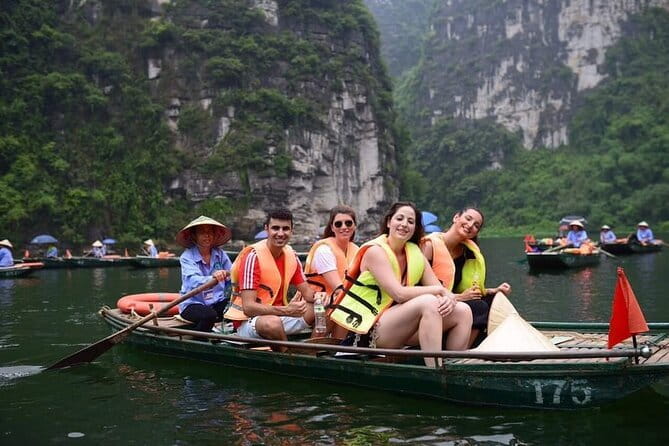 Shore Excursion Discovery Hanoi City from HaLong Bay Port - A quick coffee near Train Street