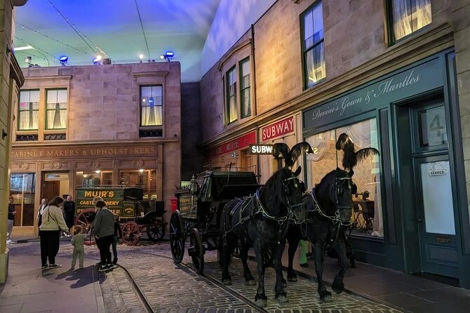 Shore Excursion from Greenock: Glasgow, Kelpies, Falkirk Wheel - The Falkirk Wheel and the choice to ride