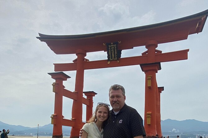 Shore Excursion from Hiroshima Port : Private Tour in Hiroshima - Lunch and the change of pace at Miyajima