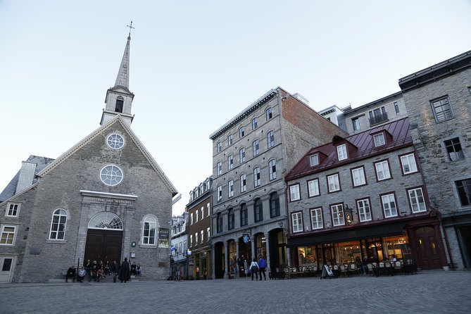 Shore Excursion: Private Walking Tour with Funicular - The guide makes the difference