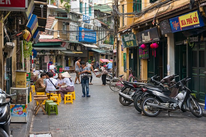 Shore Excursion: The Beauty of Hanoi City from Halong Cruise Port - Imperial Citadel of Thang Long