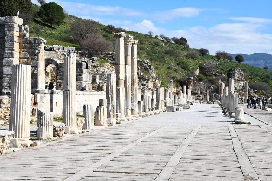 Shore Excursions: 3 Hours Easy Ephesus Tour - Temple of Artemis: brief, important, and easy to overstate