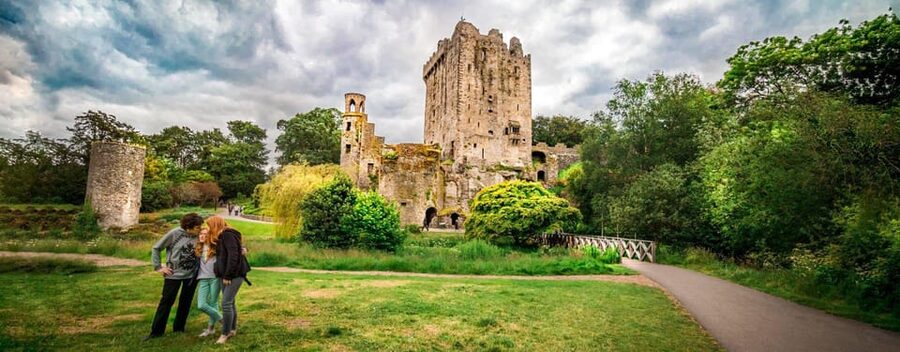 Shore Tour from Cork: Blarney, Kinsale & Cork - Blarney Castle and Gardens: the main attraction