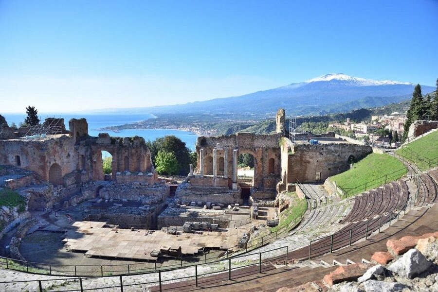 Shore tour from Messina cruise port: Taormina and Castelmola - Private transport, parking, and the value of a small group