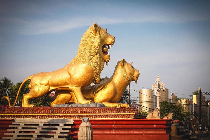 Sihanoukville Highlights Day Tour for Cruise Passengers - The Preah Thong and Neang Neak statue