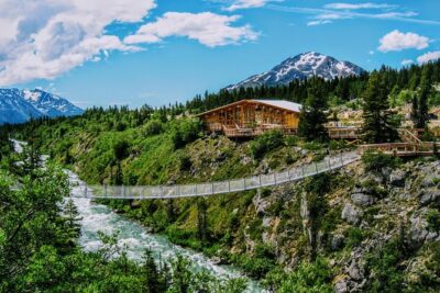 Half-Day Tour to the Yukon Border and Suspension Bridge