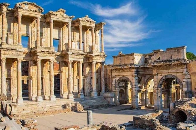 SKIP-THE-LINE: 4 Hours Ephesus Tour ONLY FOR CRUISERS from PORT - What the guide adds to the ruins