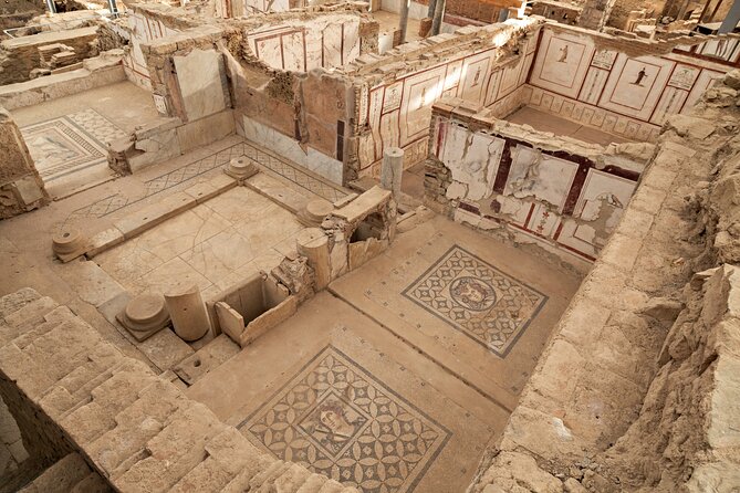 SKIP-THE-LINE: BEST OF EPHESUS PRIVATE TOUR with Lunch & ENTRY - Kusadasi Castle and Pigeon Island