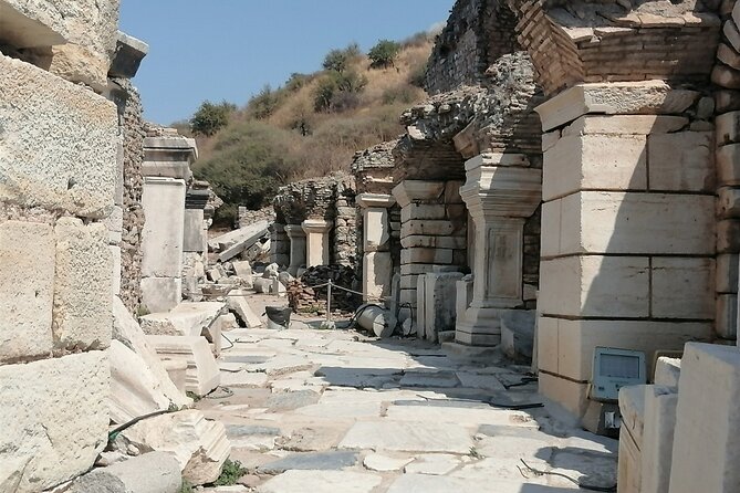 Small Group(MAX 12)EPHESUS&HOUSE OF VIRGIN MARRY TOUR FORCRUISERS - Meryemana brings a different kind of history