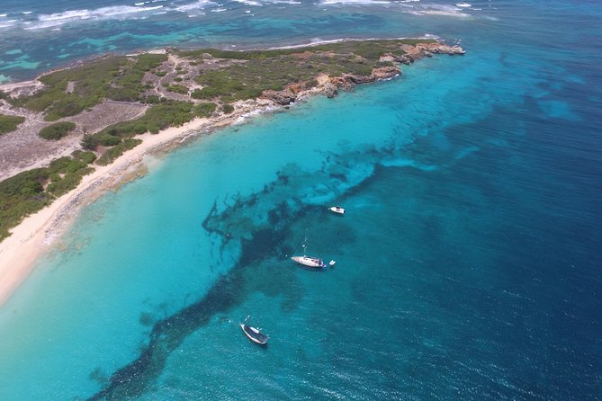 Speed Boat & Snorkeling Tour Pinel & Tintamarre Islands for CRUISE SHIP GUESTS - Leaving Philipsburg and Crossing the Island by Sea