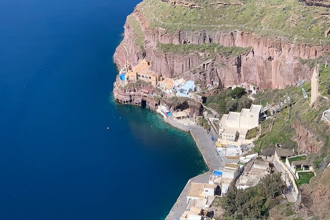 Stress-Free Santorini Shore Excursion: Private Highlights Tour - Red Beach delivers Santorini’s volcanic drama
