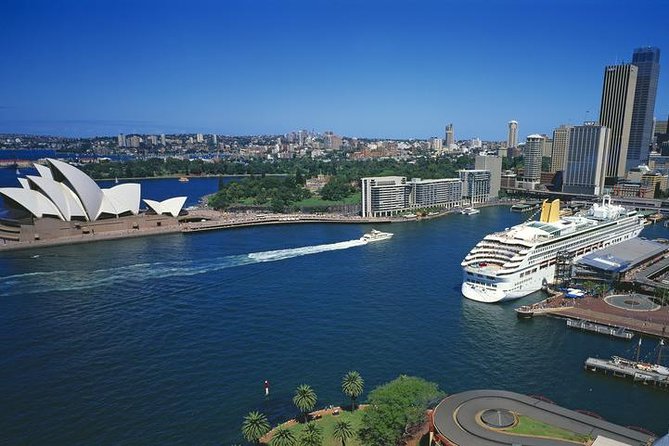 Sydney Port Arrival Transfer: Cruise Port to City Hotel - The drive into Sydney CBD