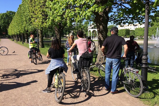 Tallinn Bike Tour from Tallinn Cruise Port - Kadriorg Park and the Peter the Great Summer Palace