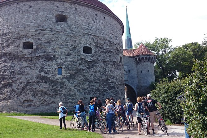 Tallinn Bike Tour from Tallinn Cruise Port - Guide quality shapes the experience