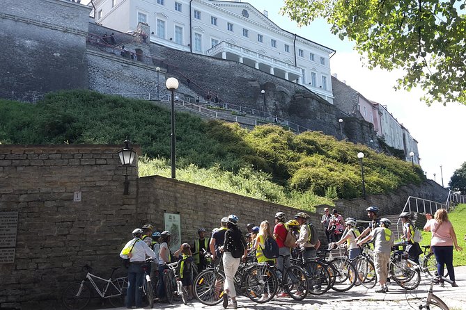 Tallinn Bike Tour from Tallinn Cruise Port - Meeting near the cruise port at 9:30 a.m.