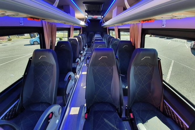 Taxi minibus Transfer Amsterdam Hotel to cruise port Amsterdam - A straight ride from your Amsterdam hotel to the ship