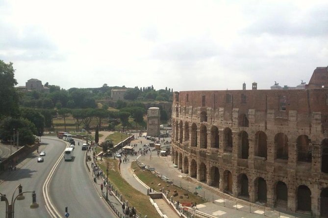 Transfer from the Port of Civitavecchia to Rome - Meeting your driver inside Civitavecchia port