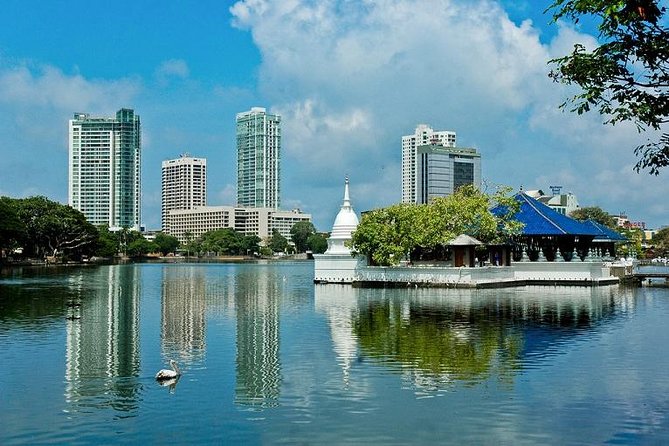 Tuk Tuk Tours From Colombo Port Passenger Dock Shore Excursions. - Viharamahadevi Park and Cinnamon Gardens