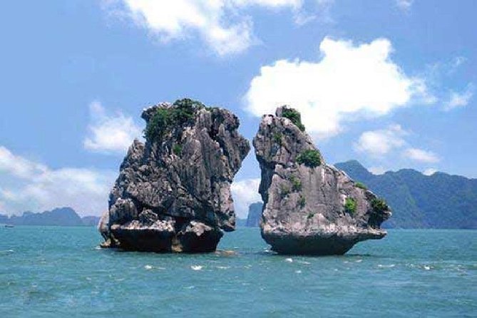 VIP Ha Long Bay 6 hour FUJI cruise with latest luxury cruise ship + limousine + highway + dinner for Japanese only - Ti Top Island and the view from above