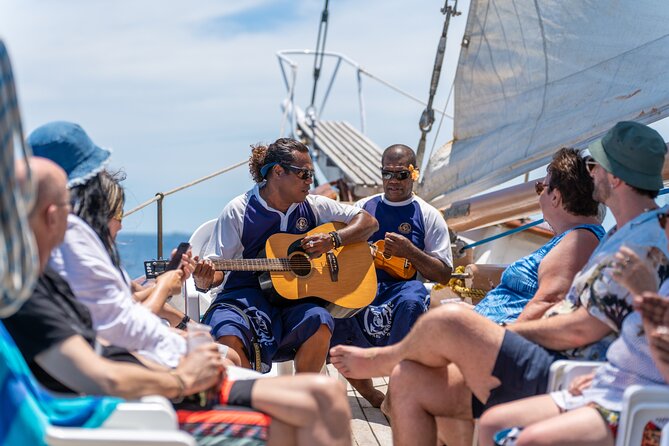 Whale's Tale Day Cruise from Port Denarau - Service, music, and the social mood